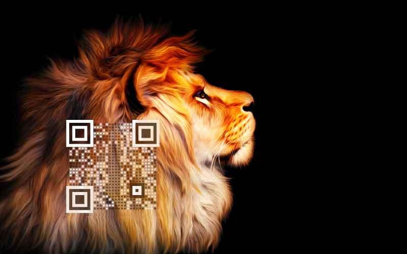ライオンの写真に埋め込まれたデザインQR
