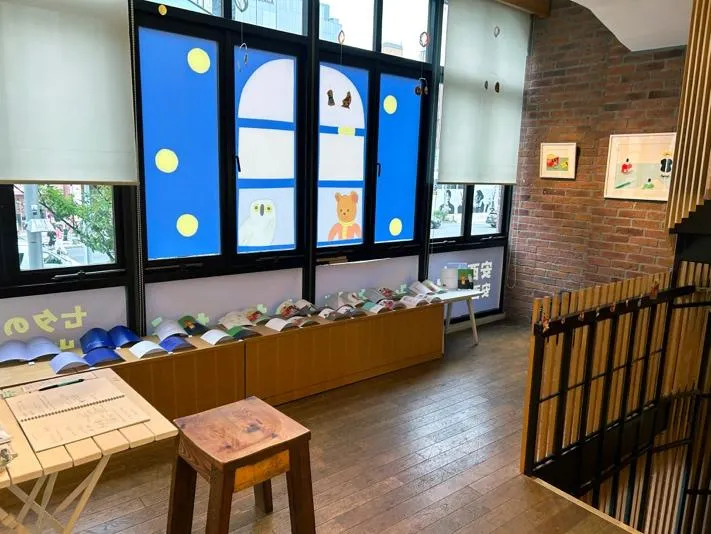 山陽堂コレクションのシルクスクリーン作品も出陳